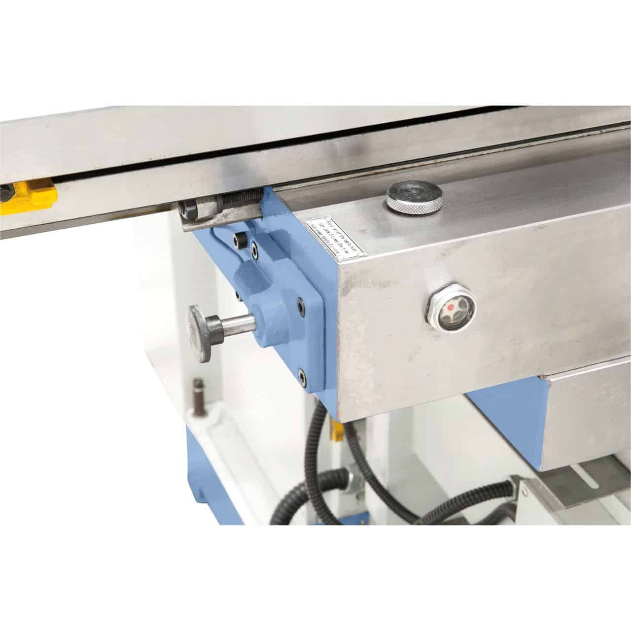 Bernardo Fresatrice universale UWF 150 V Servo con DRO a 3 assi