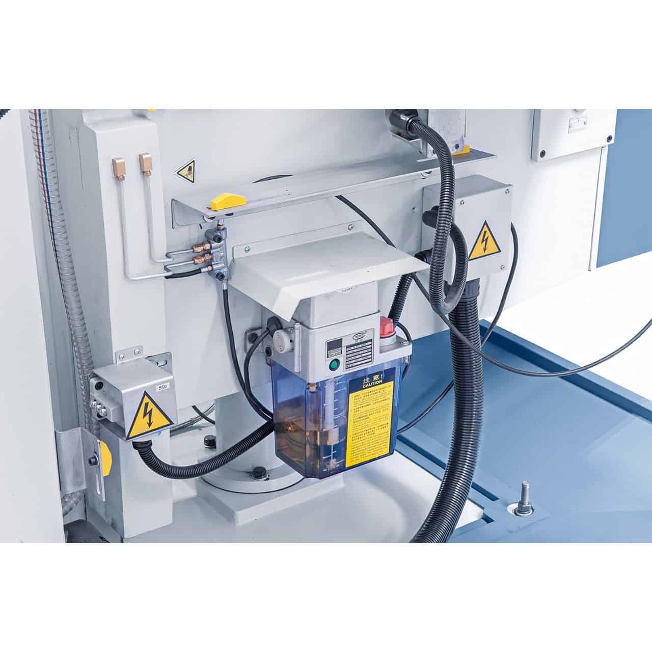 Universalfräsmaschine mit servounterstütztem Revolver für UWF 200 Servo-Vorschübe