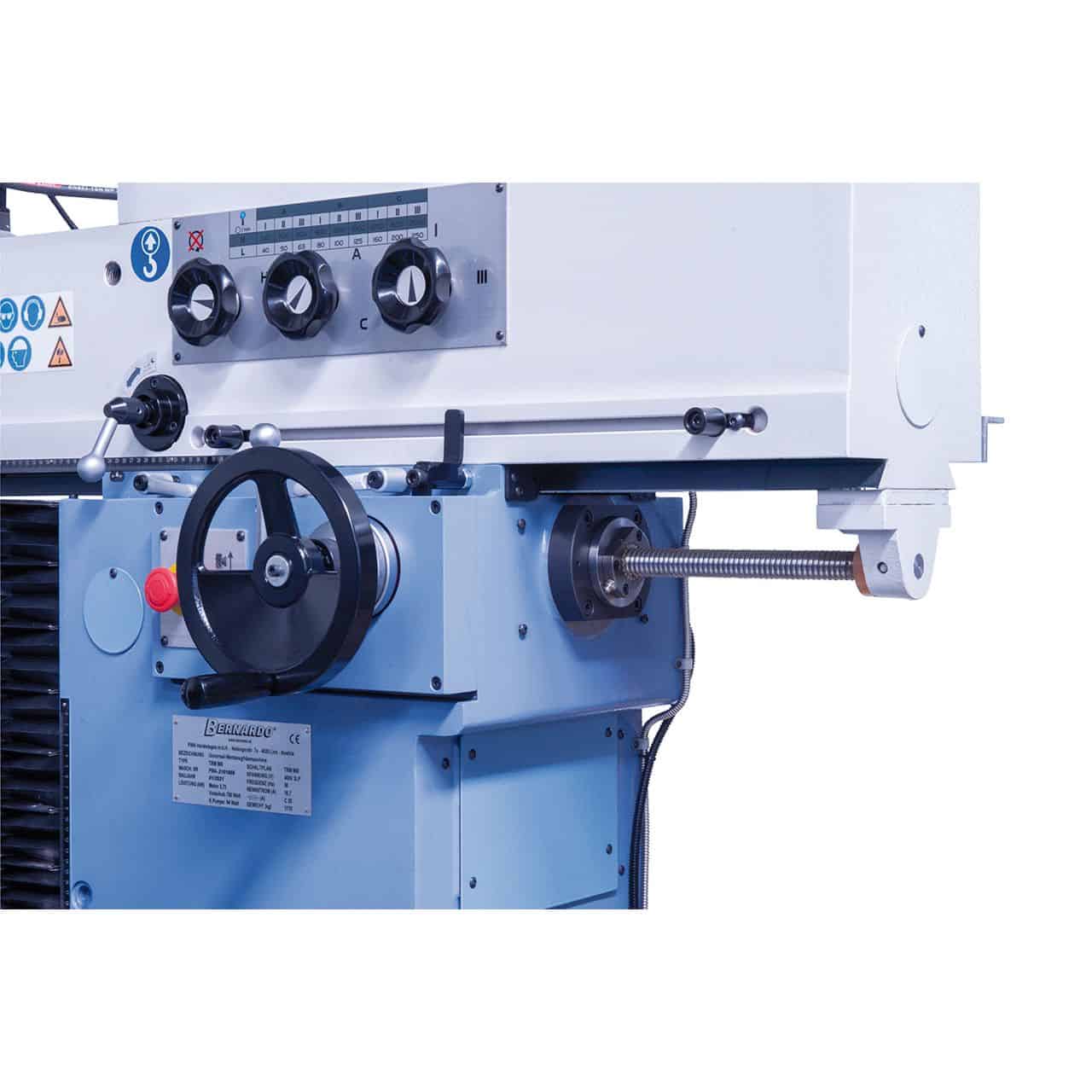 TRM 900 tool milling machine incl. 3-axis digital display