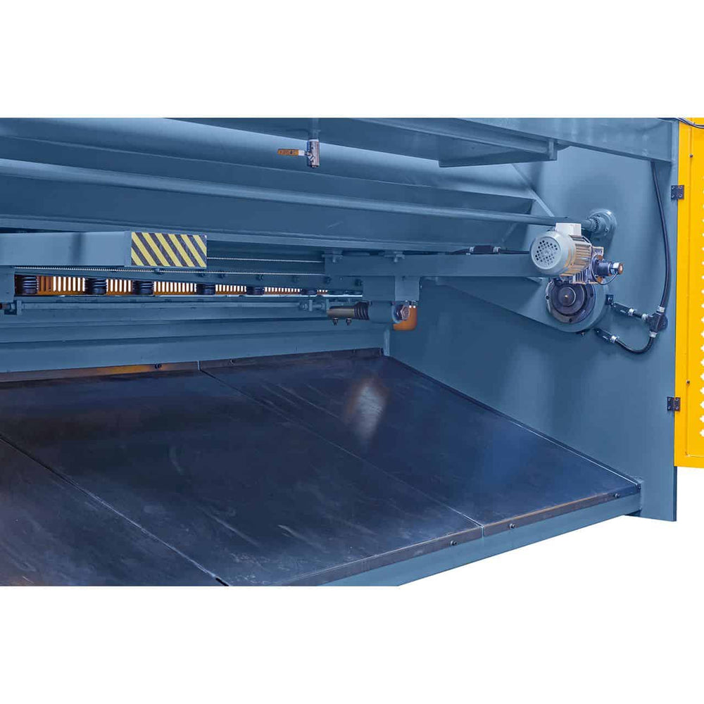 Bernardo HSB 3200 x 8 – Cesoia idraulica per lamiera fino a 8 mm