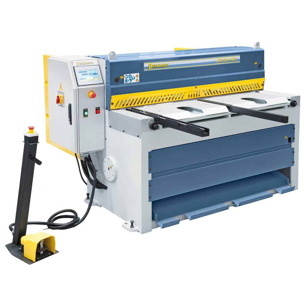 Bernardo MTR 1560 x 3 mm NCC – Cesoia a ghigliottina motorizzata