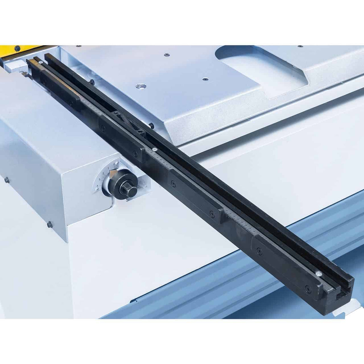 Bernardo MTR 1560 x 5 mm NCC – Cesoia a ghigliottina motorizzata