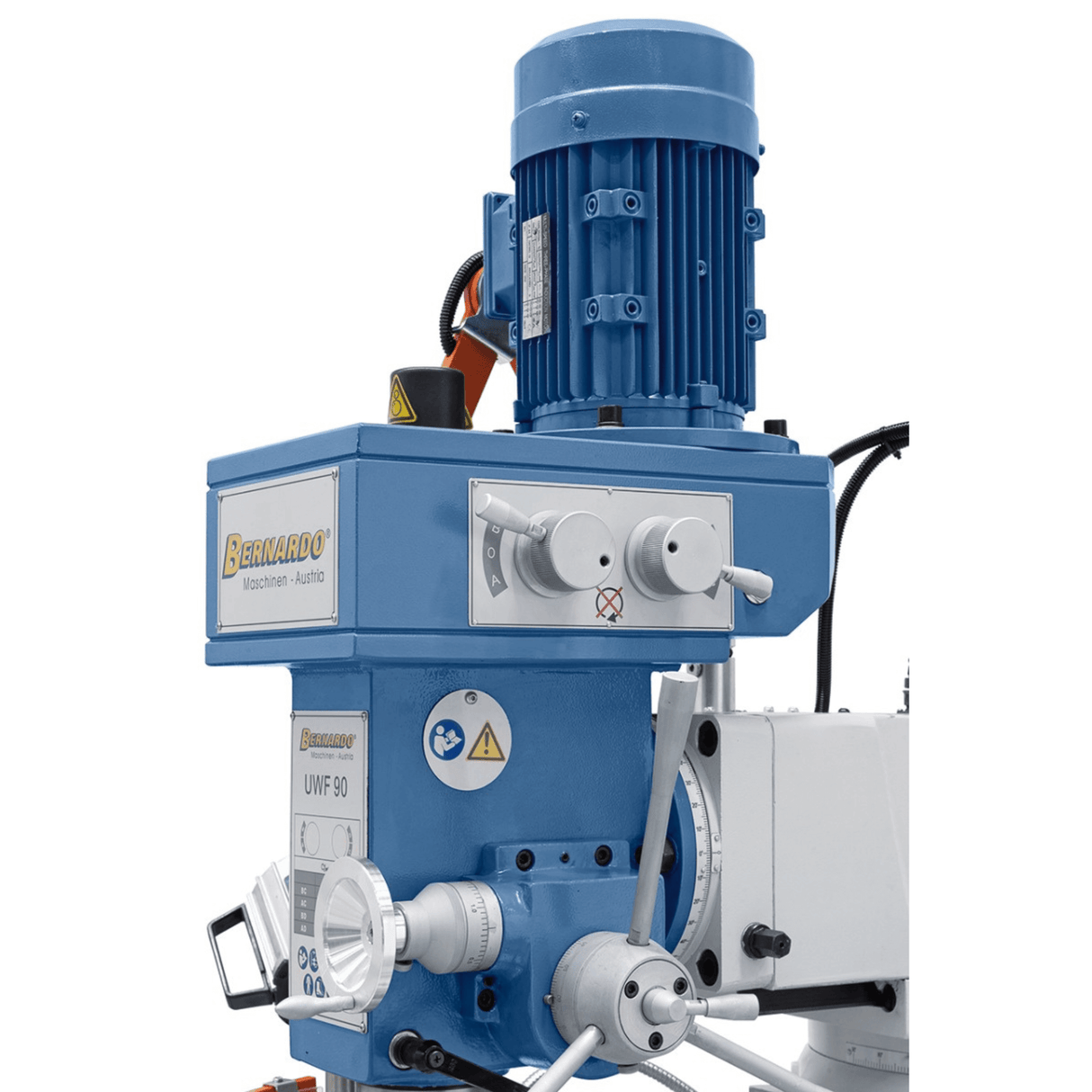 Bernardo Fresatrice universale UWF 90-1270 con display 3 assi