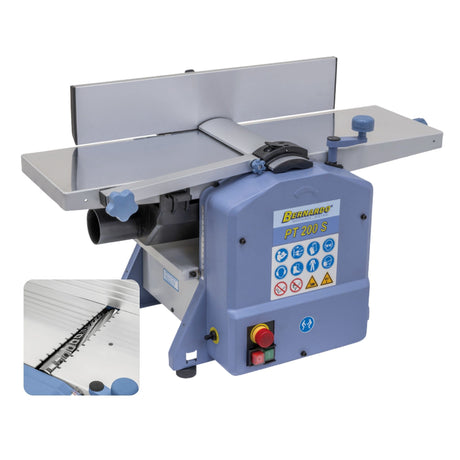 Pialla filo e spessore Bernardo PT 200 S con albero elicoidale a 18 inserti TCT, compatta e silenziosa, ideale per laboratorio e cantiere.