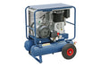 Compressore carrellato Bernardo AC35/DUO/F/D con doppio serbatoio da 11 litri, motore da 5,5 HP e gruppo pompante bicilindrico silenzioso, ideale per uso professionale.