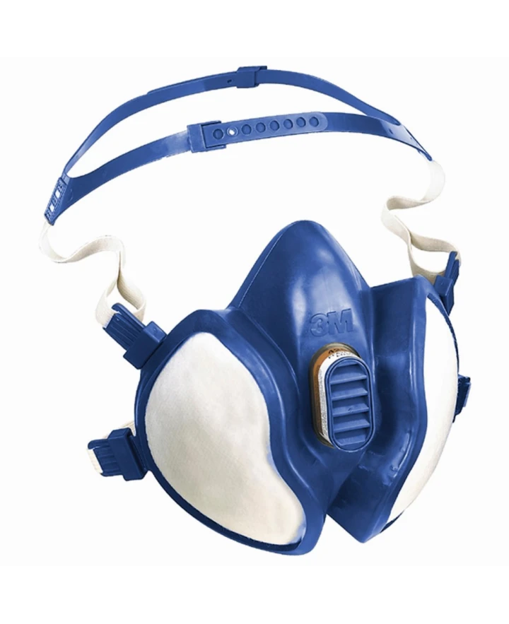 Maschera semifacciale 3Mâ„¢ Maintenance Free 4251+ in elastomero morbido, con doppio filtro a carbone attivo integrato per vapori organici e particelle solide.
