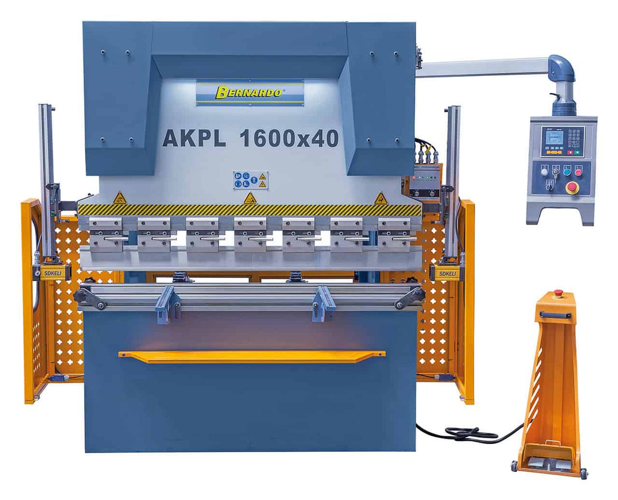 Bernardo Pressa piegatrice idraulica AKPL 2000 x 40