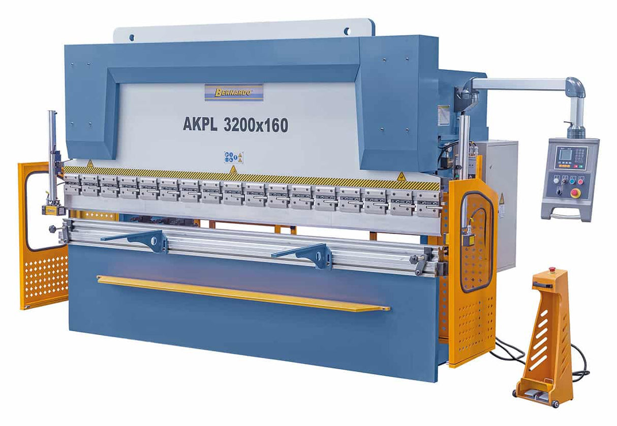 Bernardo Pressa piegatrice idraulica AKPL 4000 x 160