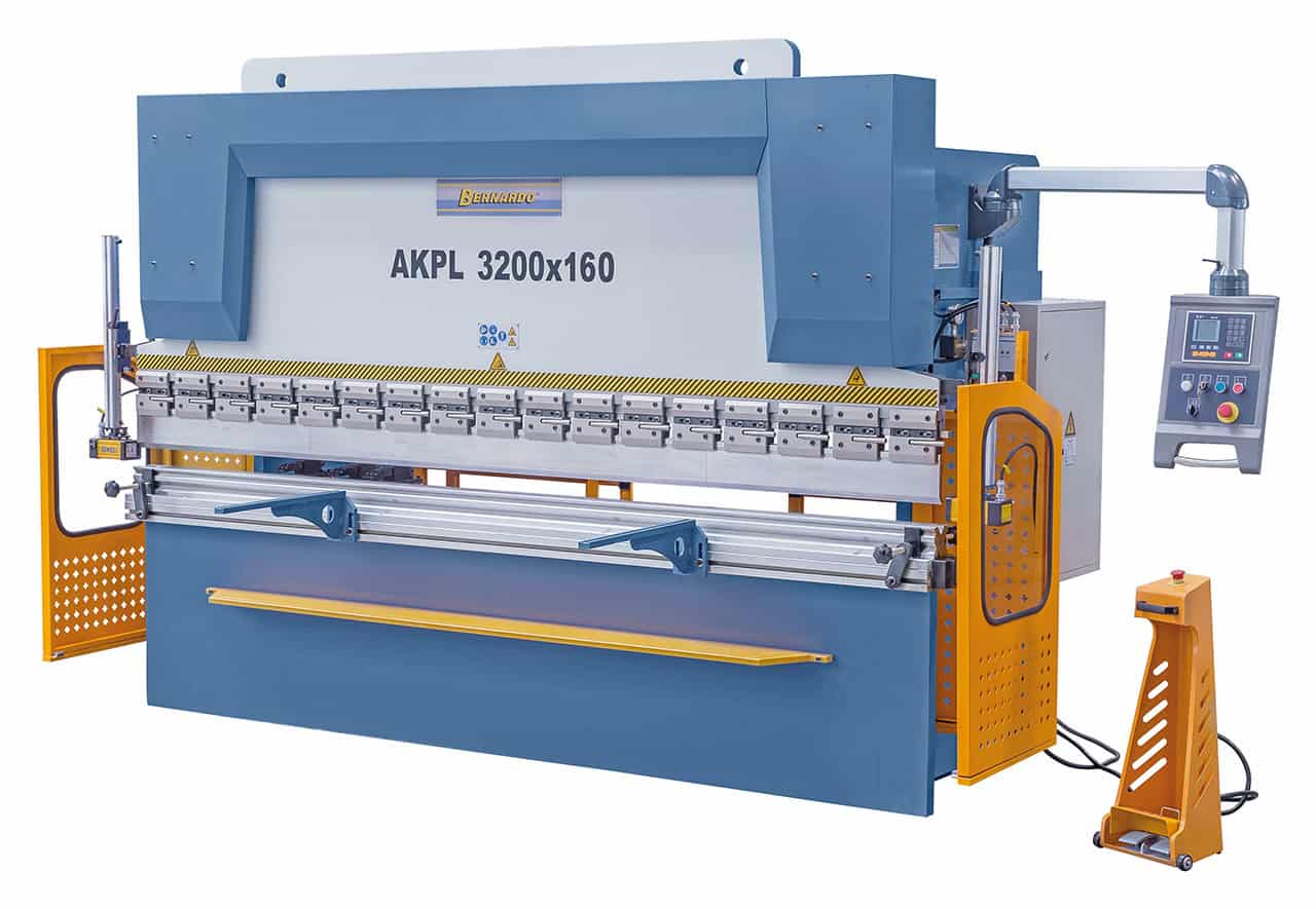 Bernardo Pressa piegatrice idraulica AKPL 4000 x 160
