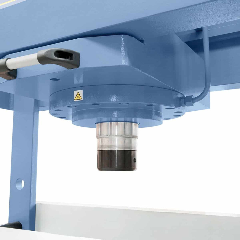Bernardo BHP 250 – Pressa idraulica con cilindro scorrevole
