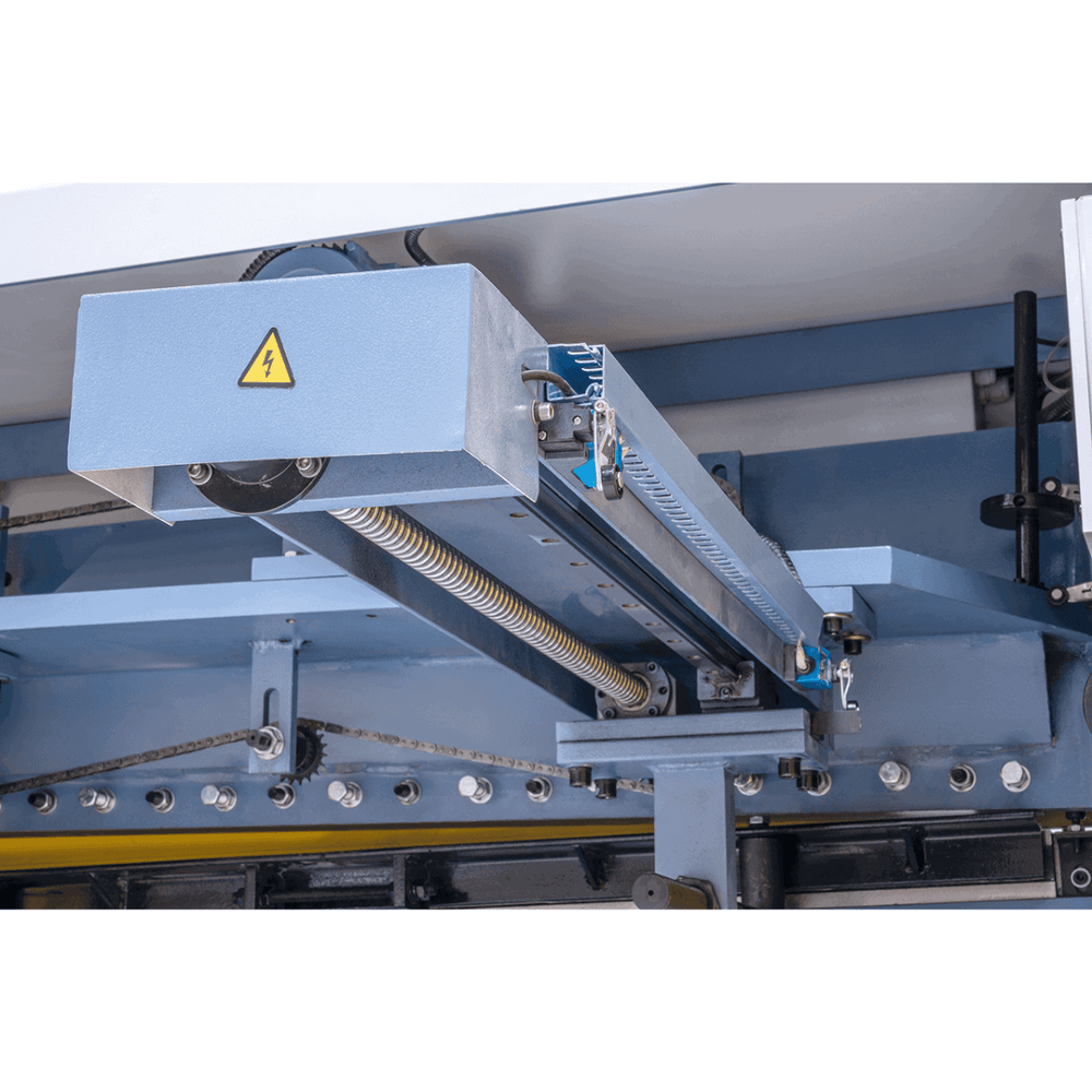 Bernardo HST 1300 x 6 – Cesoia idraulica per lamiera fino a 6 mm