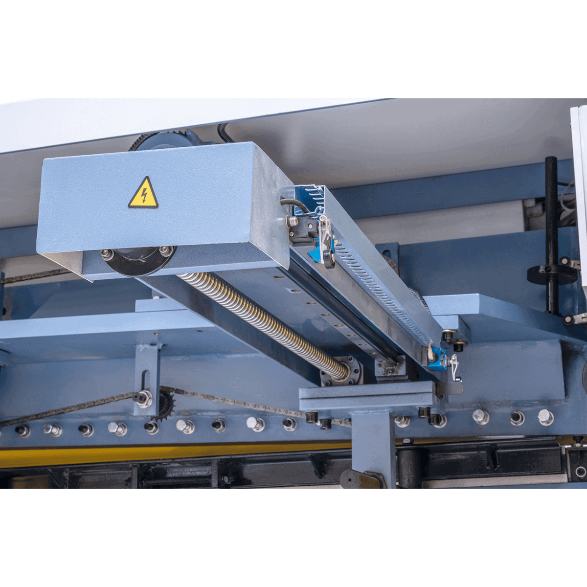 Bernardo HST 1300 x 6 – Cesoia idraulica per lamiera fino a 6 mm