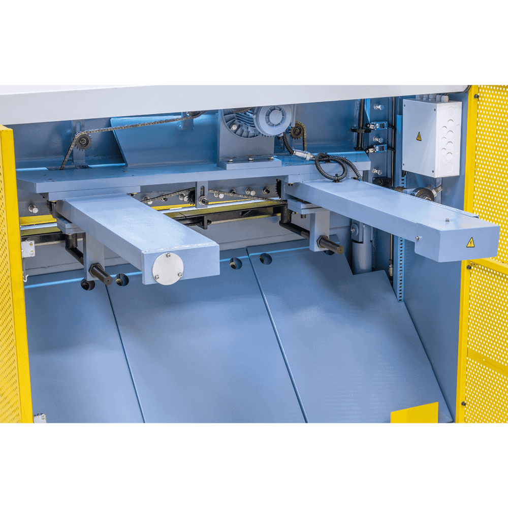 Bernardo HST 1600 x 4 – Cesoia idraulica per lamiera fino a 4 mm