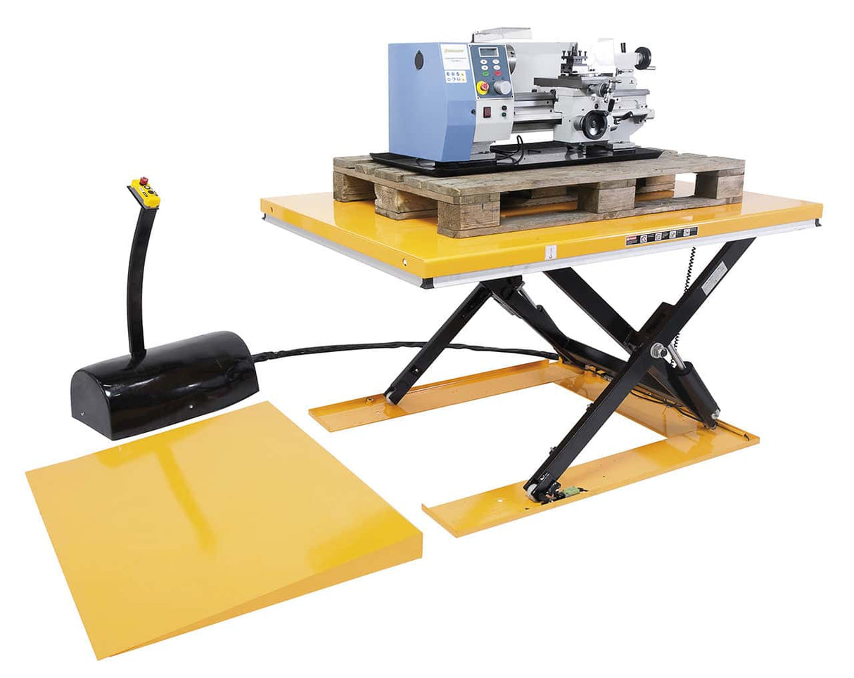 Tavolo di sollevamento con piattaforma chiusa FSHT 1002 G