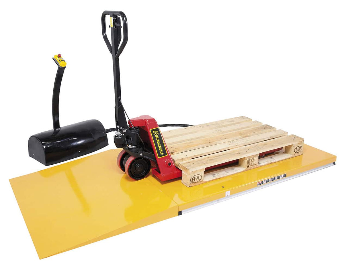 Tavolo di sollevamento con piattaforma chiusa FSHT 2001 G
