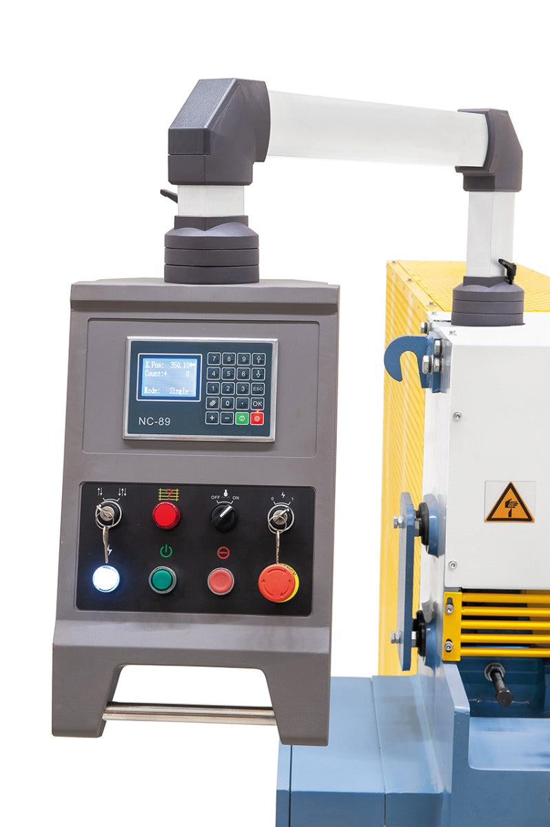 Cesoia a ghigliottina motorizzata MTB 1300 x 4 NC