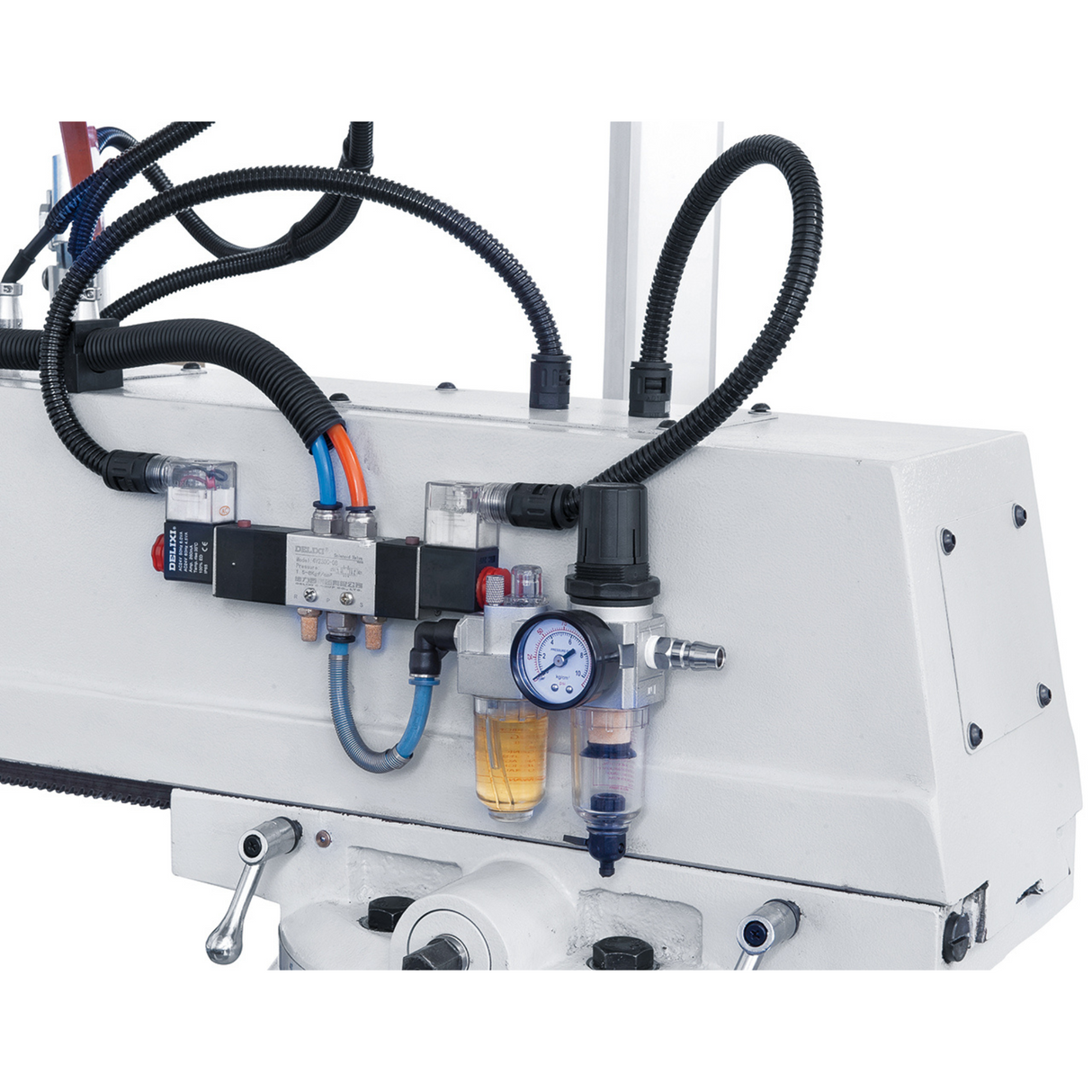 Bernardo Fresatrice universale UWF 90-1270 con DRO 3 assi