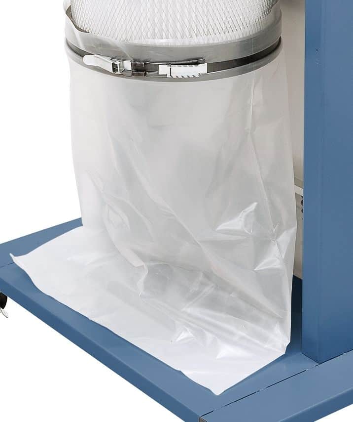 Set da 10 sacchetti di raccolta Bernardo in plastica trasparente, compatibili con aspiratore RLA 2700, resistenti e facili da installare per una gestione efficiente di trucioli e polveri.