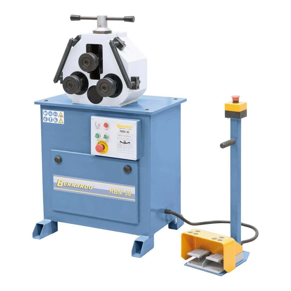 Curvatubi elettrica Bernardo RBM 30 con 6 coppie di rulli, rulli raddrizzatori laterali e pedale con arresto di emergenza.