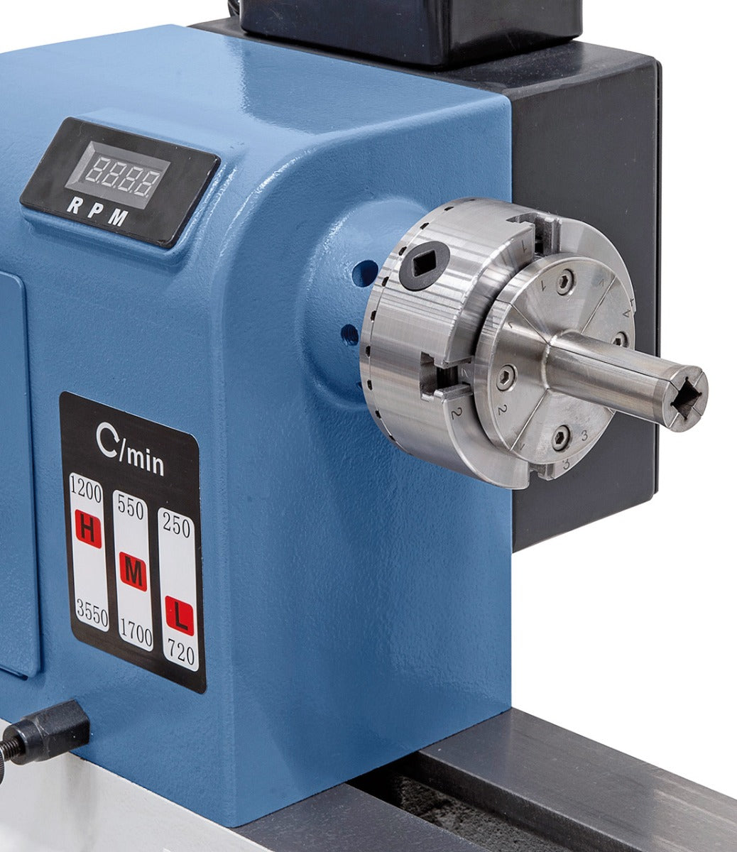 Pinza di serraggio estesa in acciaio temprato compatibile con mandrino M 95, ideale per lavorazioni precise su tornio.