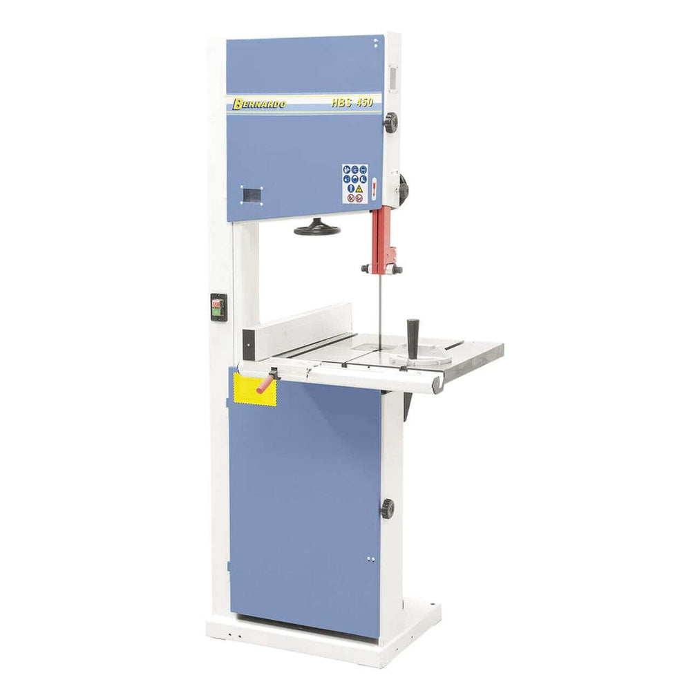 Vista laterale della HBS 450 con tavolo inclinabile, guida parallela in alluminio e struttura robusta, ideale per lavorazioni precise su legno.