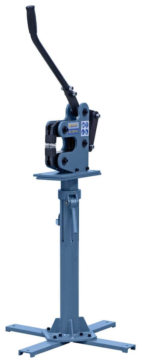 Bernardo Shrinker e Stretcher a leva SS 150 Pro con sbraccio 150 mm, struttura robusta e due accessori dedicati per shrinking e stretching.