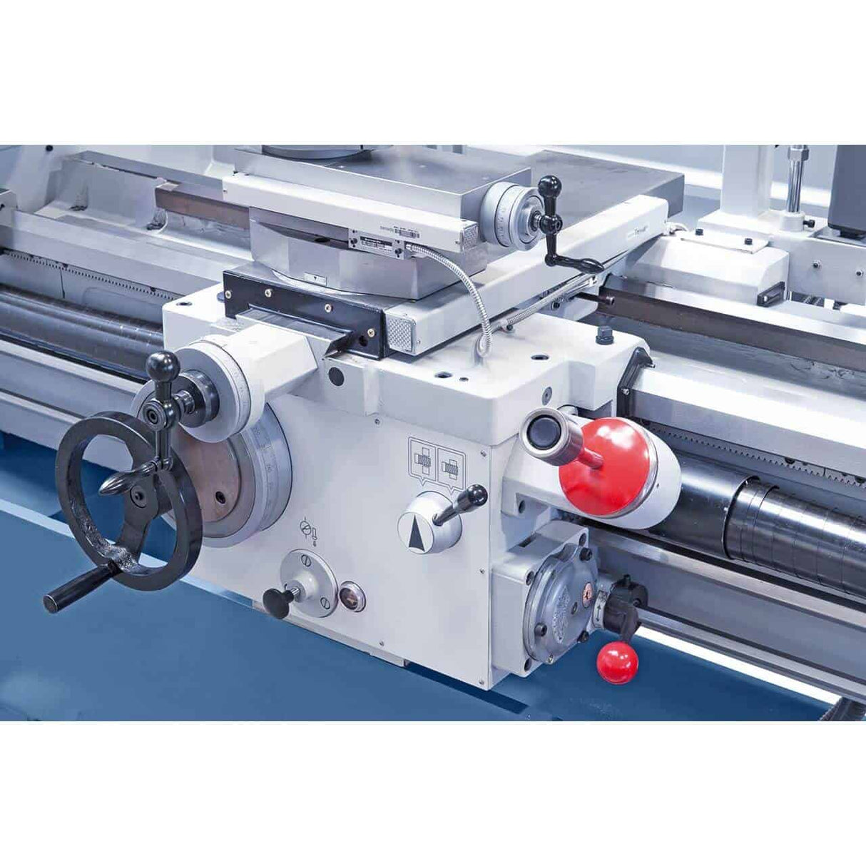 Tornio Bernardo TITAN 560 x 3000 Pro Vario con DRO 3 assi