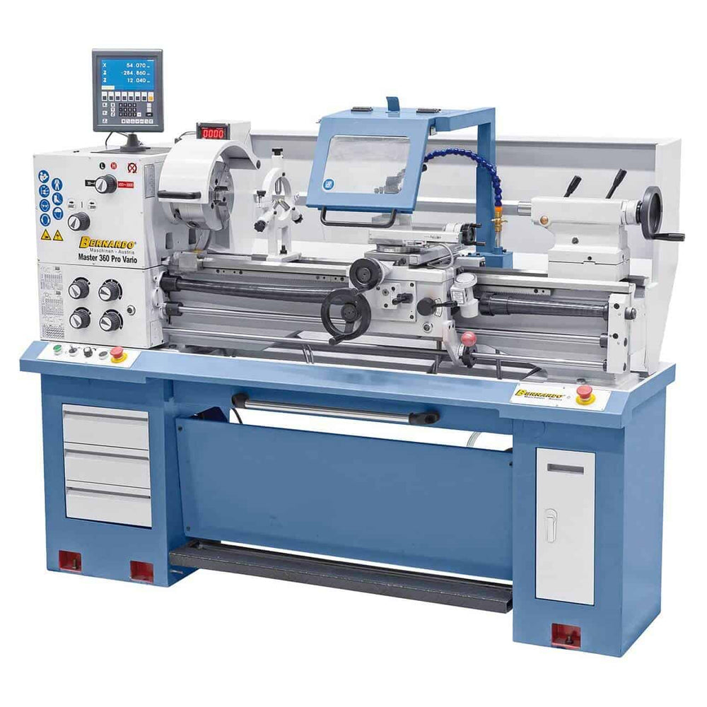 Tornio Bernardo Master 360 Pro Vario con distanza punte 1000 mm, foro mandrino Ø 52 mm e variatore elettronico di velocità, completo di visualizzatore digitale a 3 assi ES-12 V.